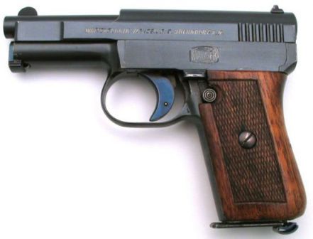 Mauser 1910 pistol, caliber 6.35mm (.25ACP), left side.