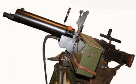 Шведский вариант пулемета Браунинга сводяным охлаждением - Ksp-36 калибра 8х63 взенитном варианте.